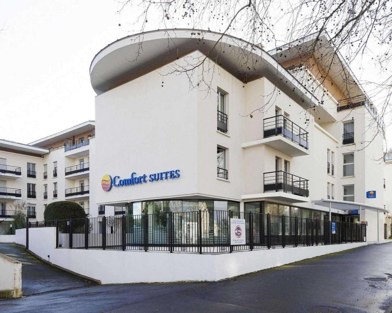 Comfort Suites Le-Port-Marly Paris Ouest Le Port-Marly Ngoại thất bức ảnh