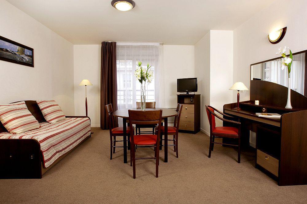 Comfort Suites Le-Port-Marly Paris Ouest Le Port-Marly Ngoại thất bức ảnh